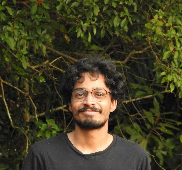 A photo portrait of Rama Harihara Subramanian outside with a tree background